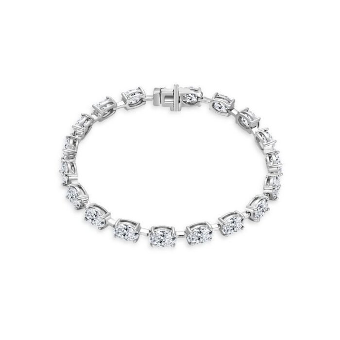 925 sterling silver bracelet with pavé white zirconia.